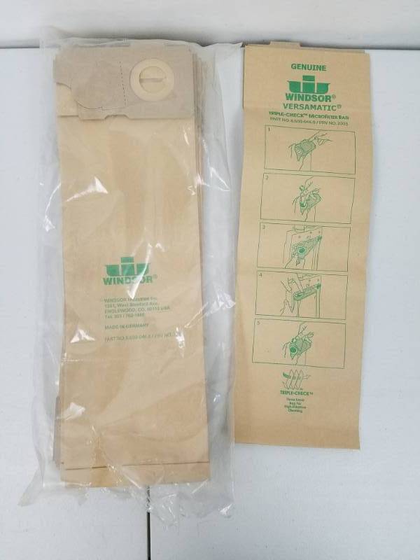 lot 30 image: 9 Windsor Vacuum Bags