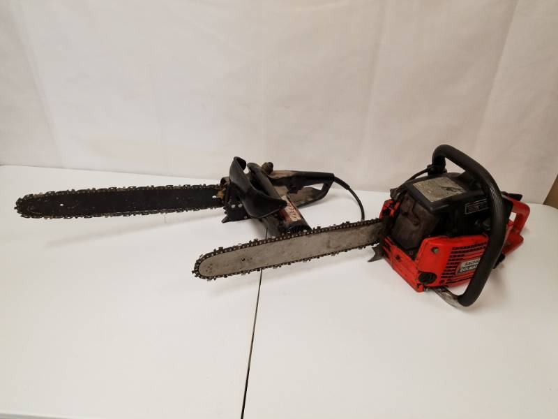 lot 55 image: 2 Chainsaws