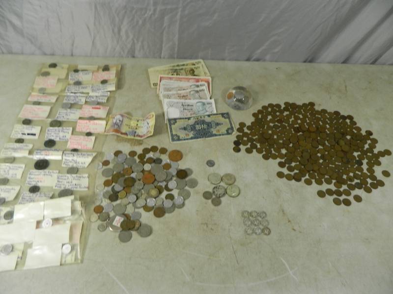 lot 34 image: Mercury Dimes, Buffalo Nickels, Wheat Pennies, Foreign Money