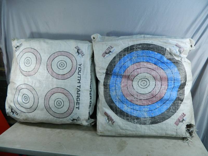 lot 70 image: 2 Archery Targets
