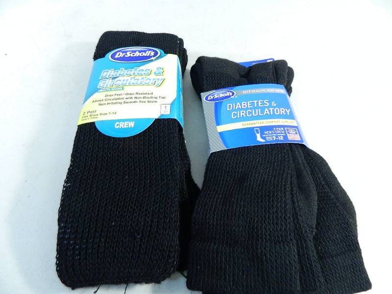 lot 19 image: New Dr Scholls Diabetic and Circulatory Socks