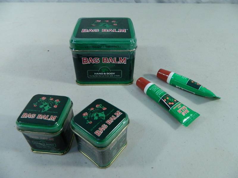 lot 20 image: New Bag Balm
