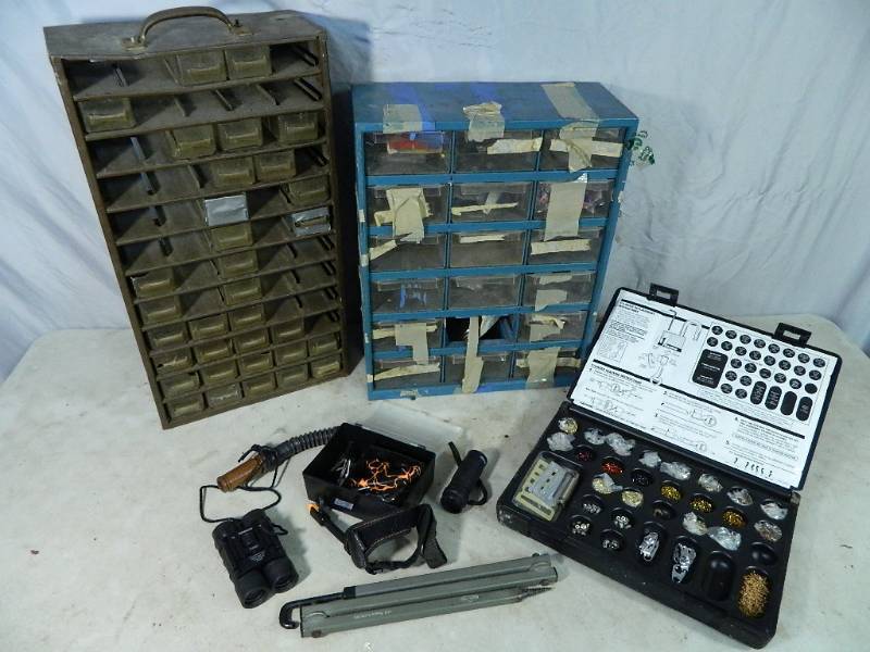 lot 58 image: Master Lock Re-Keying Set, Bow Hunting Stuff, Organizers
