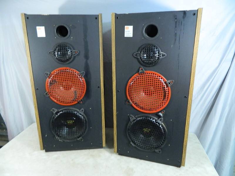 lot 79 image: Pair of JBL Speakers