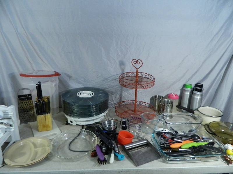 lot 107 image: Kitchen Items and More