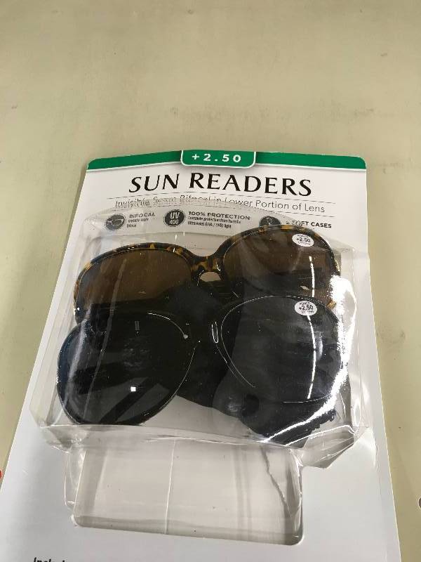 lot 308 image: Sun Readers 2.50, Retail $14.99