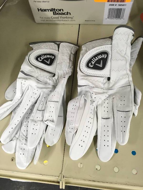lot 319 image: Callaway 2Pk Golf Gloves, Retail $27.99