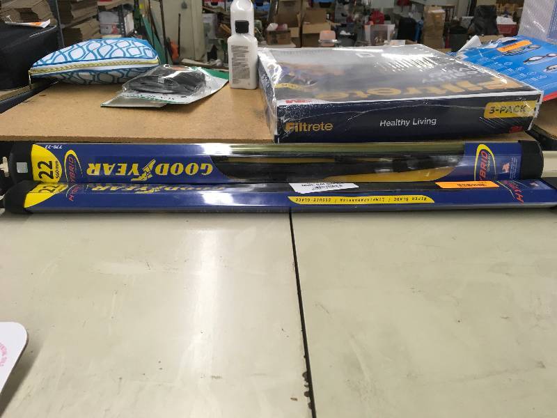 lot 321 image: Goodyear Two 22 Wipers, Retail $15.99