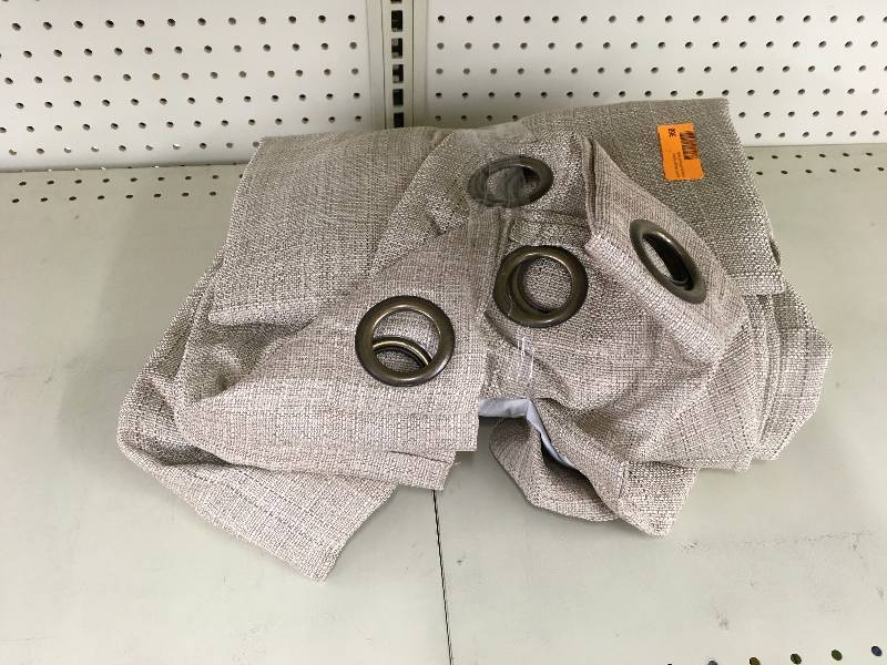 lot 368 image: Thermal Balance Curtains, Retail $21.99