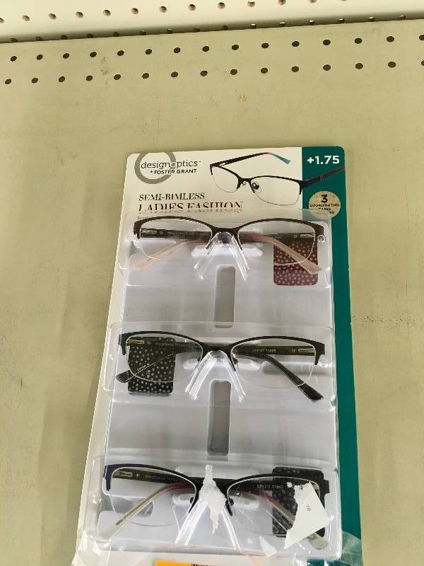 lot 369 image: 3PK Readers Glasses 1.75, Retail $18.99