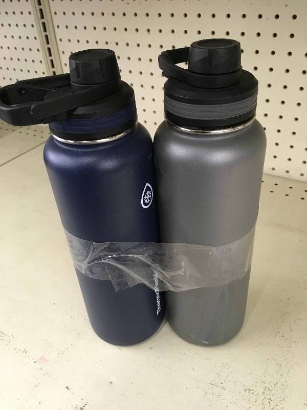 lot 395 image: ThermoFlask 40Oz. Bottles, Retail $24.99