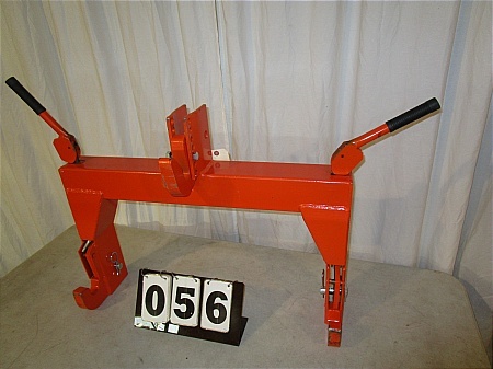 lot 56 image: Power King 3-Point Quick Connect