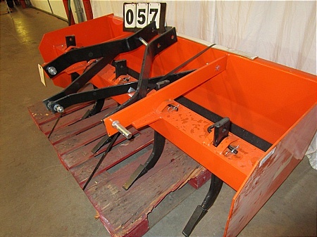 lot 57 image: Power King Back Blade with Rippers
