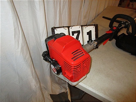 lot 71 image: Shimaha Straight Shaft String Trimmer