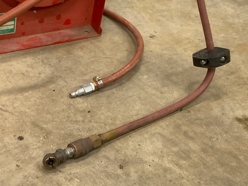 lot 17 image: SpeedAire Retracting Hose Reel