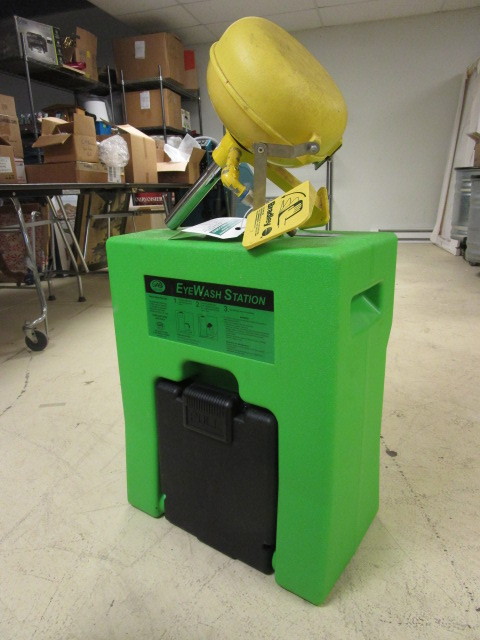 lot 903 image: EYEWASH STATIONS