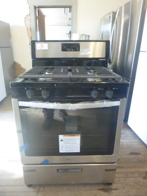 NEW Whirlpool Gas Range (Scratch & Dent)