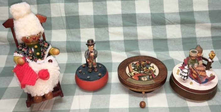 Musical Figurines