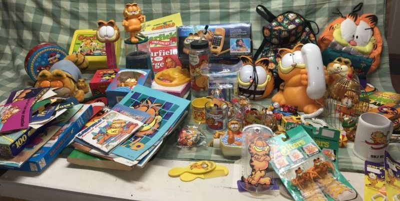 Huge Garfield the Cat Lot