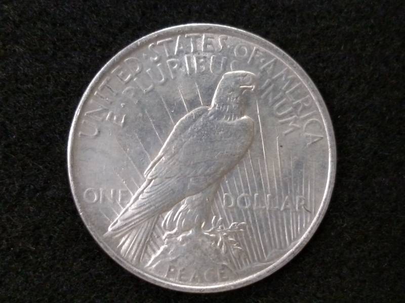 1922 Peace Silver Dollar...