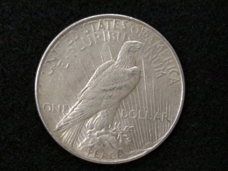 1922 Peace Silver Dollar...