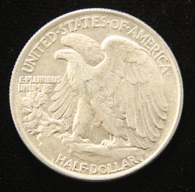 1943 WALKING LIBERTY SILVER HALF DOLLAR AU