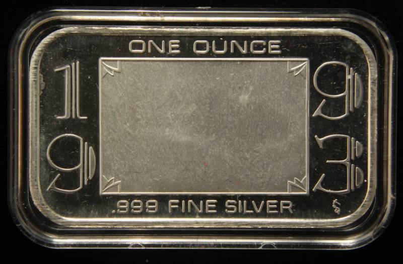 1 TROY OZ. .999 FINE SILVER BAR HOLIDAY ART BAR