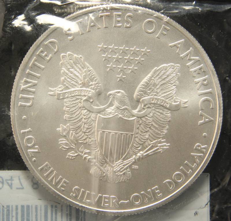 2009 AMERICAN SILVER EAGLE 1 TROY OZ. .999 FINE SILVER SEALED