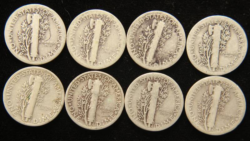 GROUP OF 8 MERCURY DIMES FROM THE 1920S