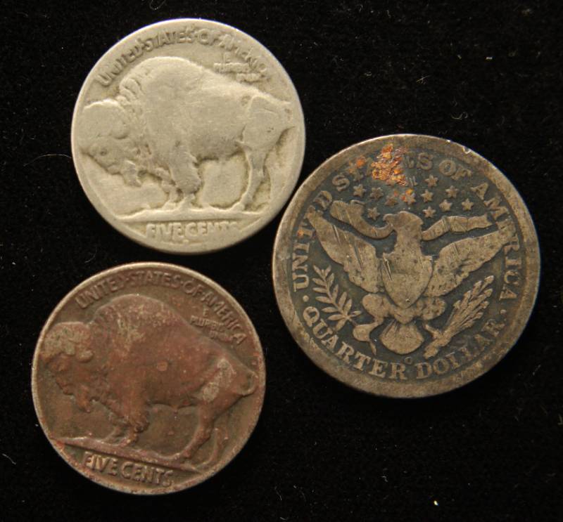 3 COINS 1899-O BARBER QUARTER 1920-D 1920-S BUFFALO NICKELS