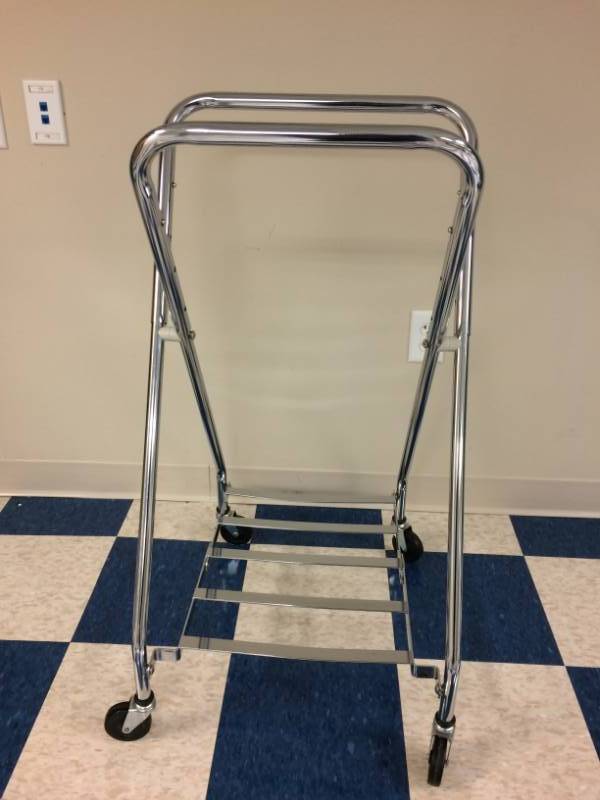 lot 79 image: Heavy Duty Mobile&nbspCollapsible Stainless Steel Laundry Hamper Stand - Like New Condition