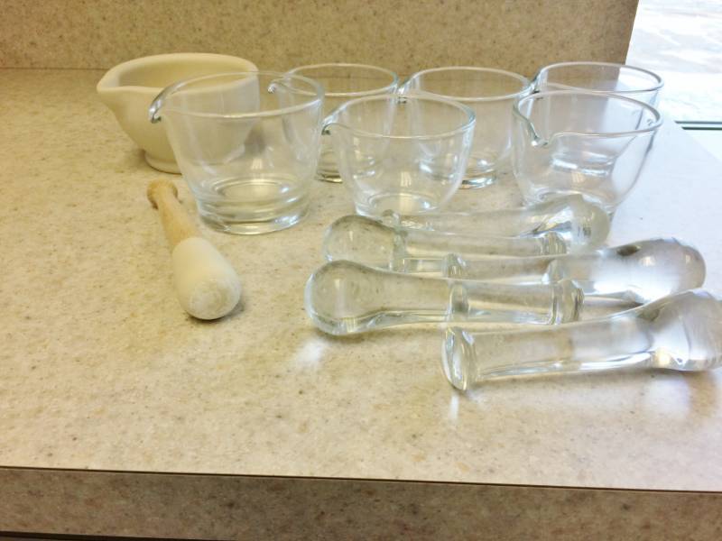 lot 82 image: Lot Of Pharmacy Or Kitchen GlassCeramic Mortar & Pestles - Used For Grinding - Excellent Condition