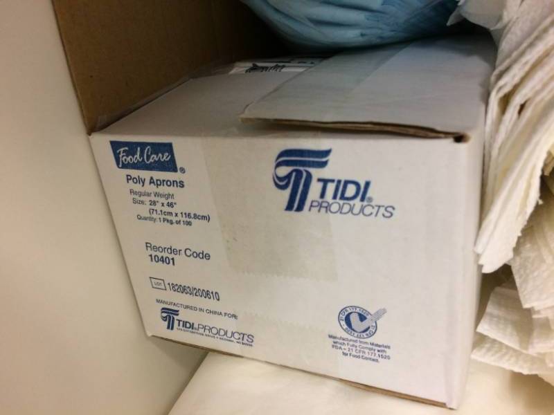 lot 87 image: Large Lot Of New Poly Aprons, Paper Blankets & Paper Exam Table Rolls