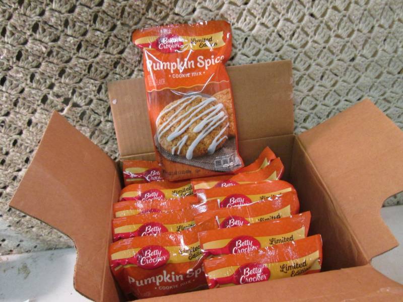 Case of 12 Bags of Betty Crocker Pu...