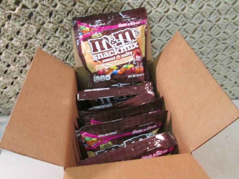 Box of 8 Bags of M&Ms Snackmix Swe...