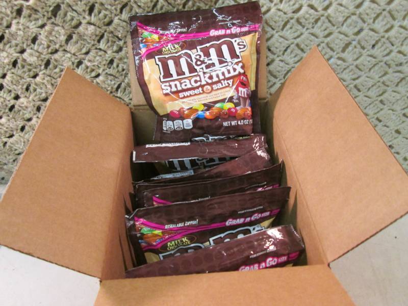 Box of 8 Bags of M&Ms Snackmix Swe...
