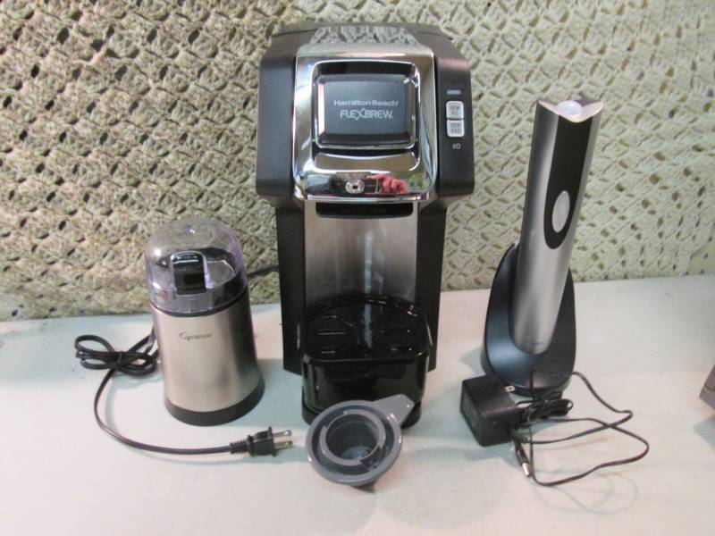 Misc Countertop Appliances Untested...
