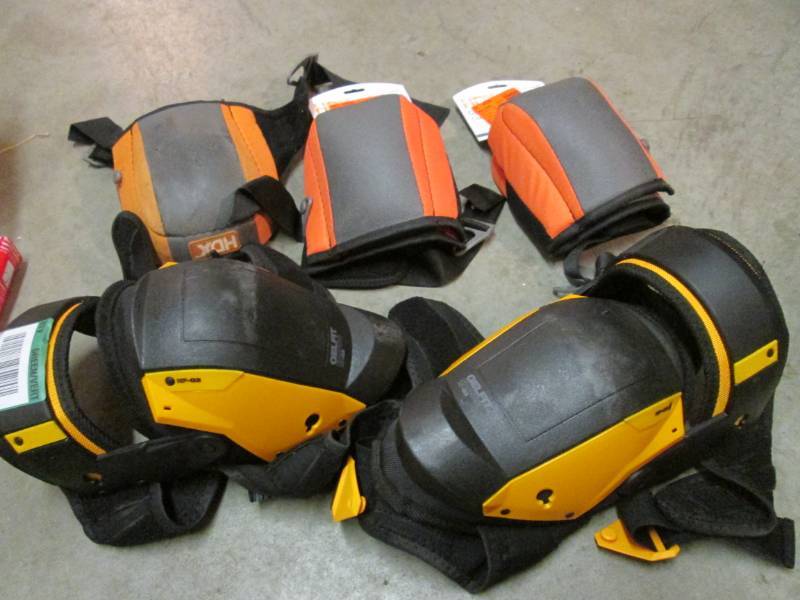 4 Pair of Knee Pads 1 pair used.  E...