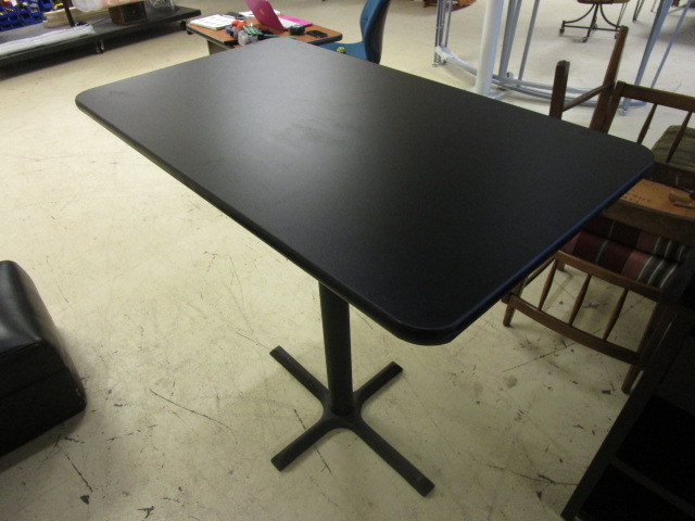PUB TABLE