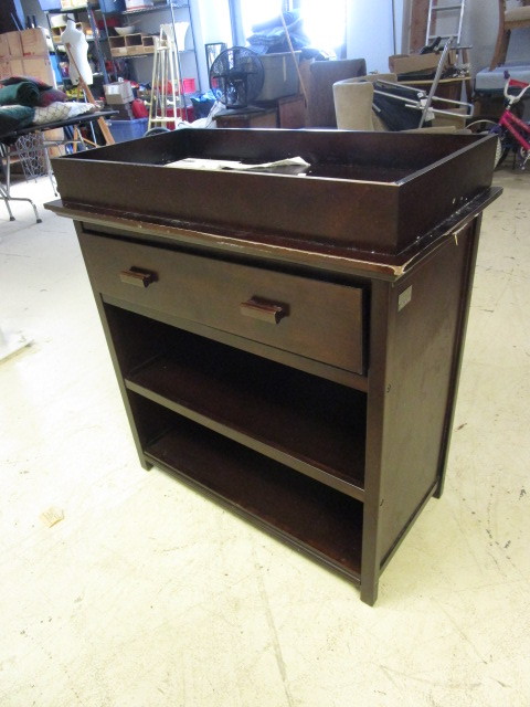 CHANGING TABLE