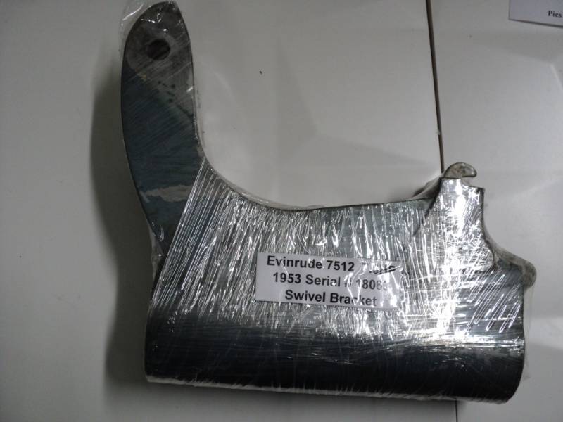 1953 Evinrude 7512 Motor Part (7.5H...