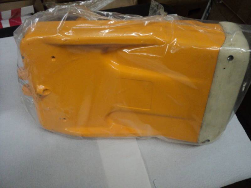 Lot of machine parts and fittings, see all images