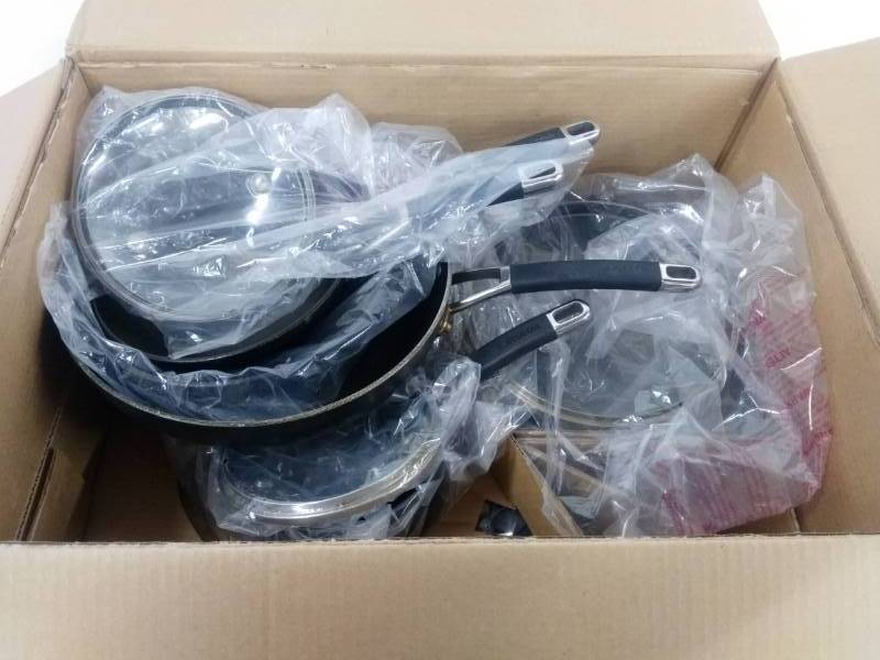 lot 14 image: Circulon Premier Professional 11-Piece Hard Anodized Cookware Set