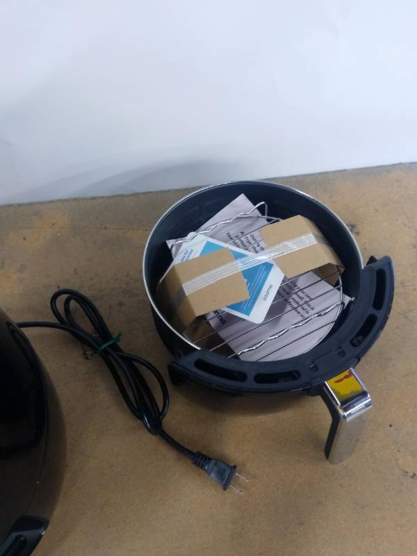 lot 22 image: Gourmia Free Fry 5 Qt, Digital Air Fryer GAF575