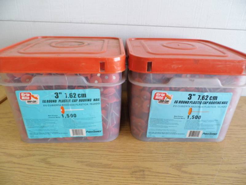 Lot of 2 Grip Rite Roofing Nails