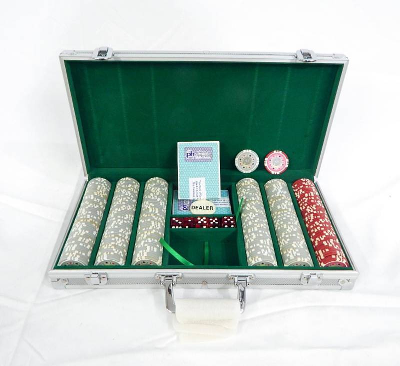 lot 89 image: 300 Chip Aluminum Poker Chip Case with Playing Cards and Dice