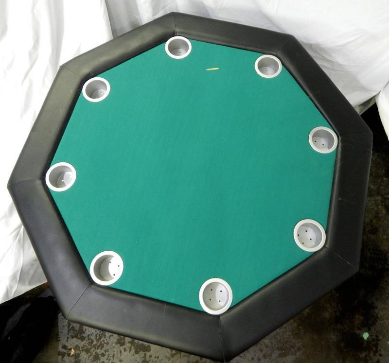 lot 16 image: Four to Eight Player Gaming Table