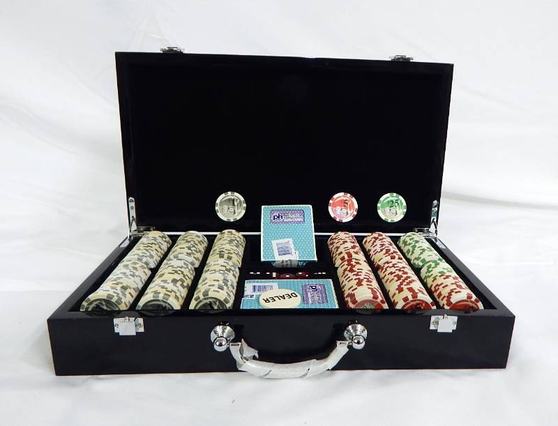 lot 33 image: Harley Davidson Chip Case with 300 Multi-Denomination Chips, Playing Cards and Dice