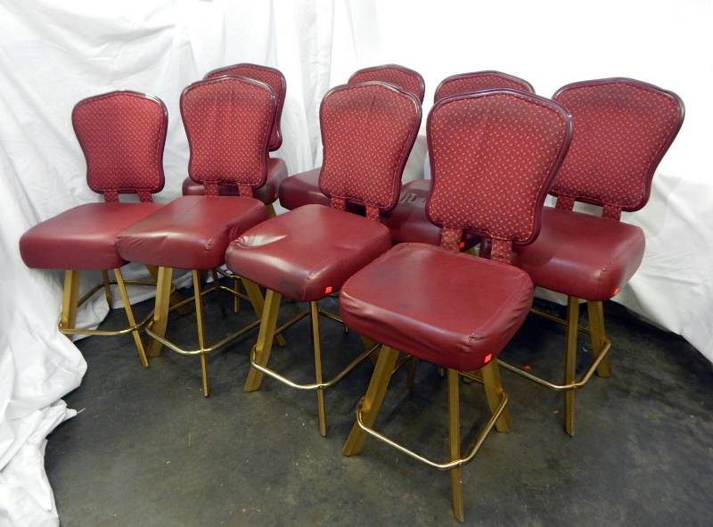 lot 22 image: Lot of 8 Majestic Industries Swivel Base Casino Gaming Chairs