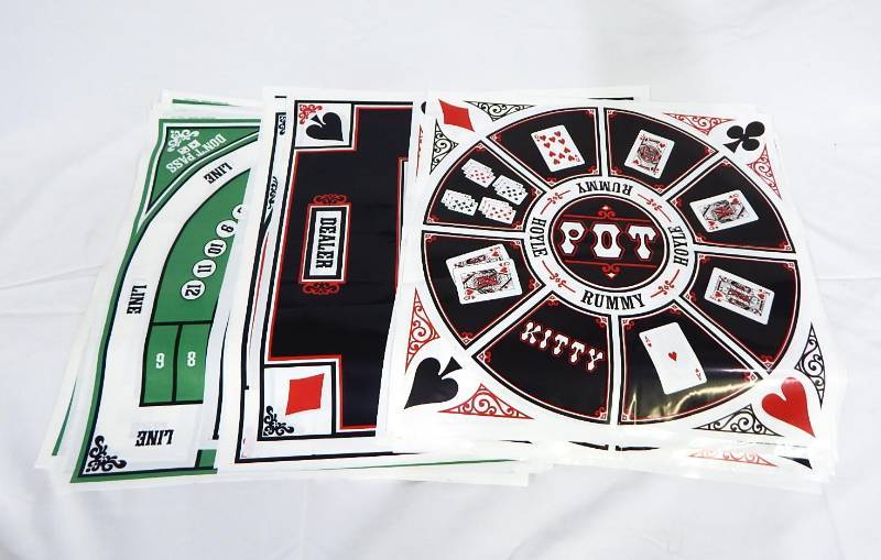 lot 49 image: Lot of Vintage 1978 Hoyle Stancraft Products Gaming Table Toppers